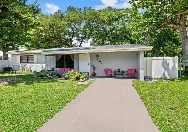 1st image of 4741 Sw 25th Ter, Dania Beach, FL 33312 | MLS# B26020905