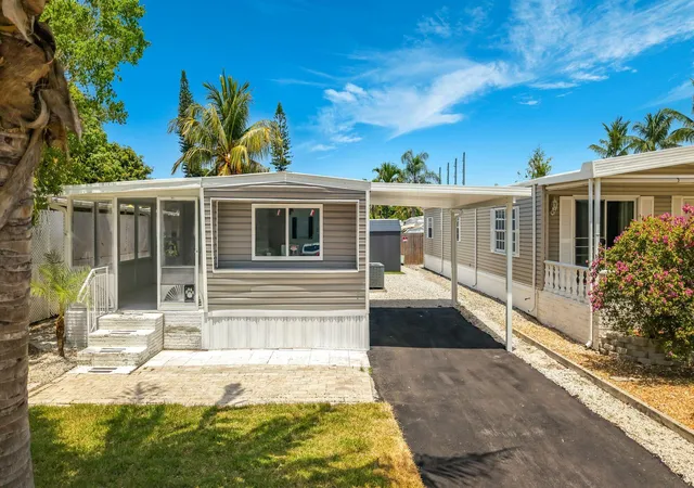 2nd image of 2611 E Marina Dr, Dania Beach, FL 33312 | MLS# B26020907