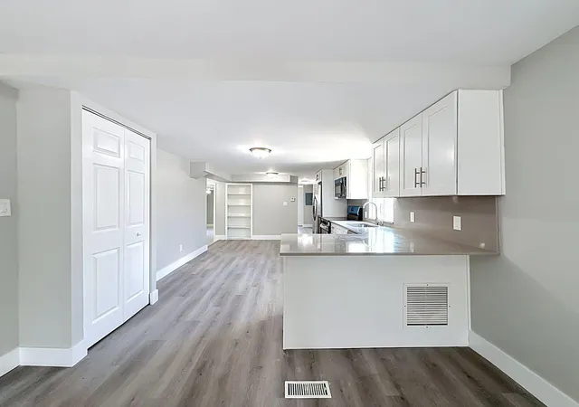 4th image of 2611 E Marina Dr, Dania Beach, FL 33312 | MLS# B26020907