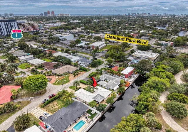 2nd image of 3291-3293 Ne 18Th Ter, Oakland Park, FL 33306