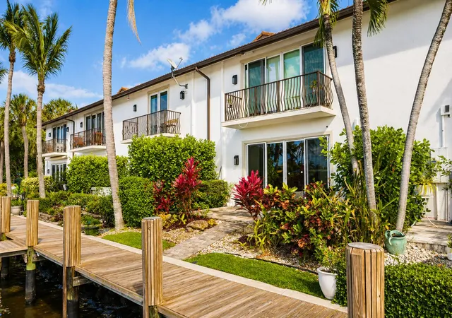 1st image of 1365 Se 3rd Ave, Pompano Beach, FL 33060 | MLS# B26020973
