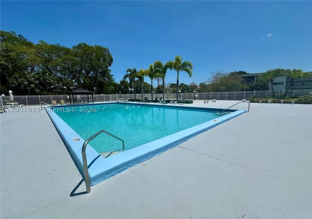 Homes for sale in Hollywood, FL | 1001 Hillcrest Ct, Hollywood, FL 33021 | Houzeo