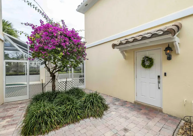 Homes for sale in Palm Beach Gardens, FL | 154 Santa Barbara Wy, Palm Beach Gardens, FL 33410 | MLS# B26021045