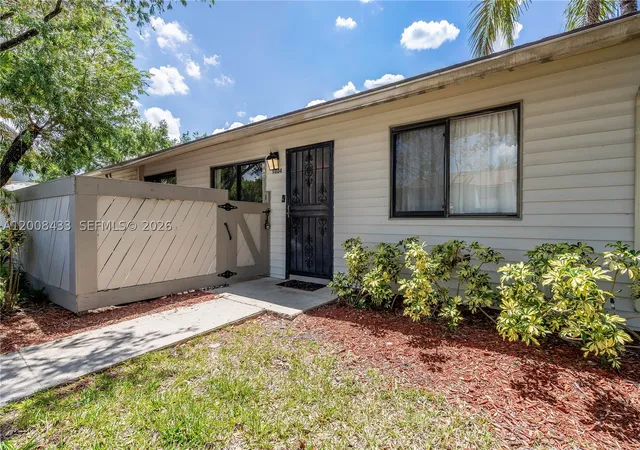 Photo 3 of Condo for sale at 9804 Nw 37Th St #3E, Sunrise, FL 33351 | MLS# A12008433 | Listing updated on 2026-10-08