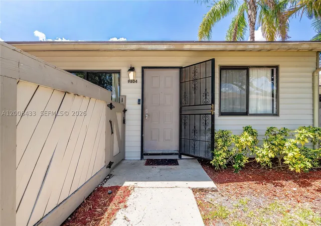 Photo 4 of Condo for sale at 9804 Nw 37Th St #3E, Sunrise, FL 33351 | MLS# A12008433 | Listing updated on 2026-10-08