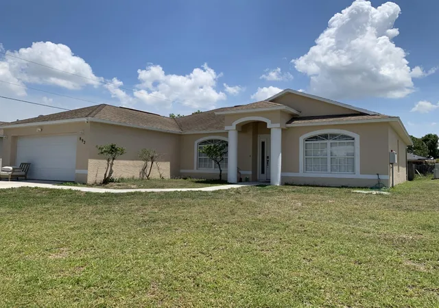 Homes for sale in Port St Lucie, FL | 892 Sw Duncan Ter, Port St Lucie, FL 34953 | MLS# B26021083