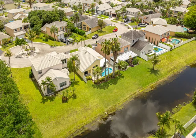 2nd image of 5535 Nw 54th Cir, Coconut Creek, FL 33073 | MLS# B26021103