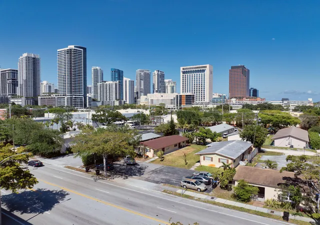 2nd image of 634 Sw 4Th Ave, Fort Lauderdale, FL 33315