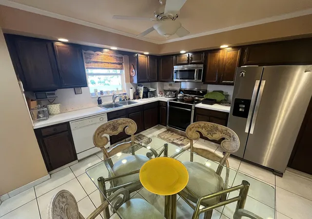 4th image of 3500 Galt Ocean Dr #208, Fort Lauderdale, FL 33308 | MLS# B26021221