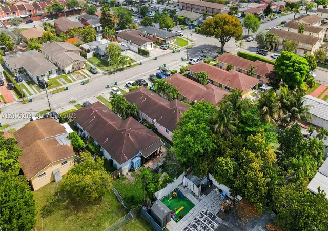 4th image of 11002 Sw 3Rd St, Sweetwater, FL 33174 | MLS# A12005209