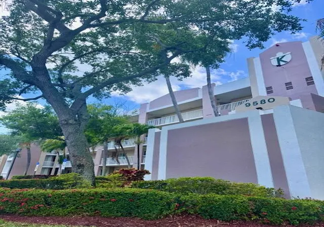 Homes for sale in Tamarac, FL | 9580 Weldon Cir #K304, Tamarac, FL 33321 | MLS# B26021366