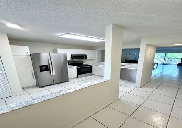 Homes for sale in Tamarac, FL | 9580 Weldon Cir #K304, Tamarac, FL 33321 | MLS# B26021366