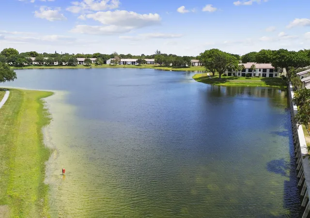 35th image of 2600 Greenwood Ter #G201, Boca Raton, FL 33431 | MLS# B26021437