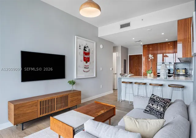 5th image of 2678 Tigertail #1603, Miami, FL 33133 | MLS# A12009099