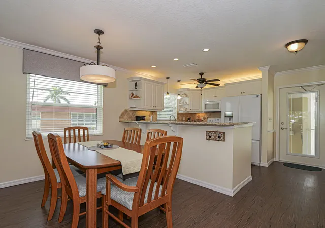 Homes for sale in Vero Beach, FL | 26 Pine Arbor Ln, Vero Beach, FL 32962
