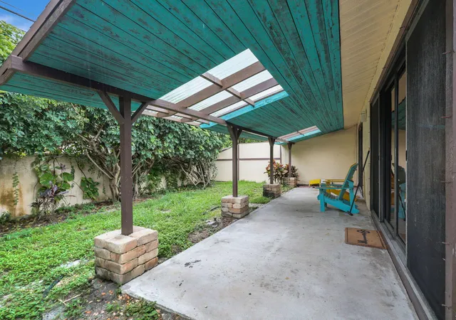 33rd image of 1003 Raintree Ln, Palm Beach Gardens, FL 33410 | MLS# B26021581