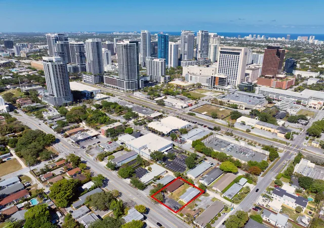 3rd image of 638 Sw 4Th Ave, Fort Lauderdale, FL 33315 | MLS# B26021643