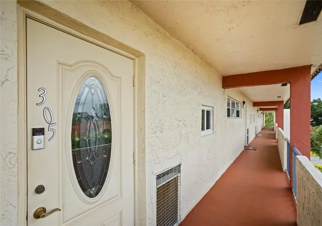 2nd image of 8990 S Hollybrook Blvd #Unit 305, Pembroke Pines, FL 33025 | MLS# B26021699