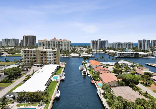 60th image of 2866 Ne 30th St #9, Fort Lauderdale, FL 33306 | MLS# B26021778