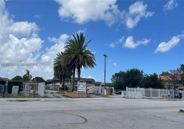 Photo 2 of Condo for sale at 271 Nw 177th St #B-104, Miami, FL 33169 | MLS# A12010016 | Listing updated on 2026-04-30