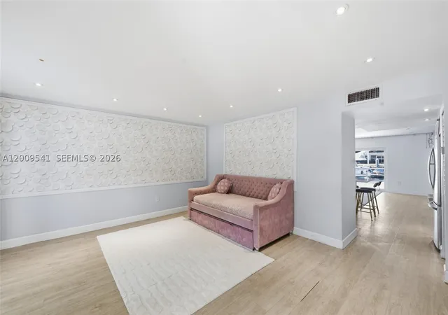5th image of 3819 Ne 170Th St, North Miami Beach, FL 33160