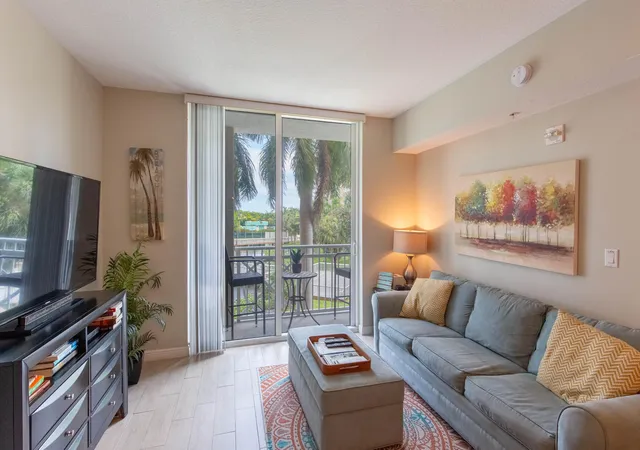 Homes for sale in Boynton Beach, FL | 400 N Federal Hwy #209s, Boynton Beach, FL 33435 | MLS# B26021936