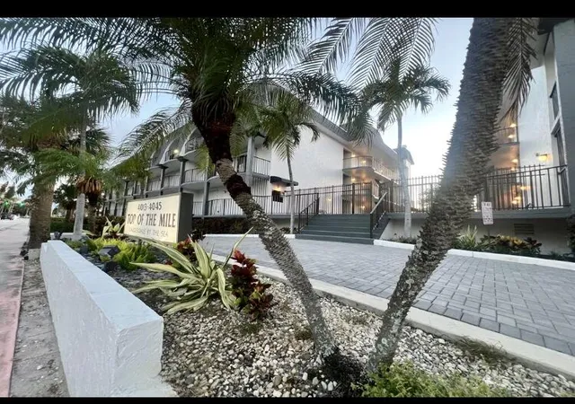 Homes for sale in Lauderdale By The Sea, FL | 4013 N Ocean Dr N #109, Lauderdale By The Sea, FL 33308 | MLS# B26021963