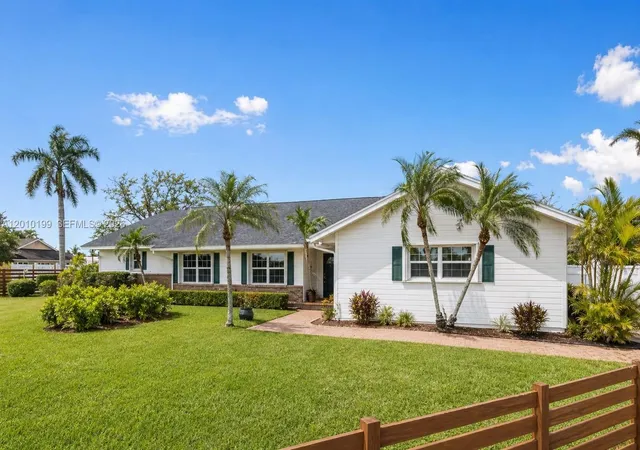 1st image of 29490 Sw 193 Ave, Homestead, FL 33030 | MLS# A12010199