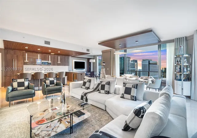 Listing Photo 1 - Condo for sale in Rise Brickell City Centre located at 88 Sw 7Th St, Miami, FL 33130 - Unit #3801