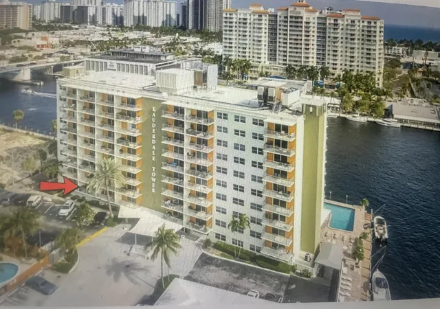 1st image of 2900 Ne 30th St #B-2, Fort Lauderdale, FL 33306 | MLS# B26022070