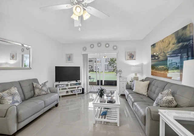 3rd image of 5681 Sw 2Nd Ct #106, Margate, FL 33068 | MLS# B26022076