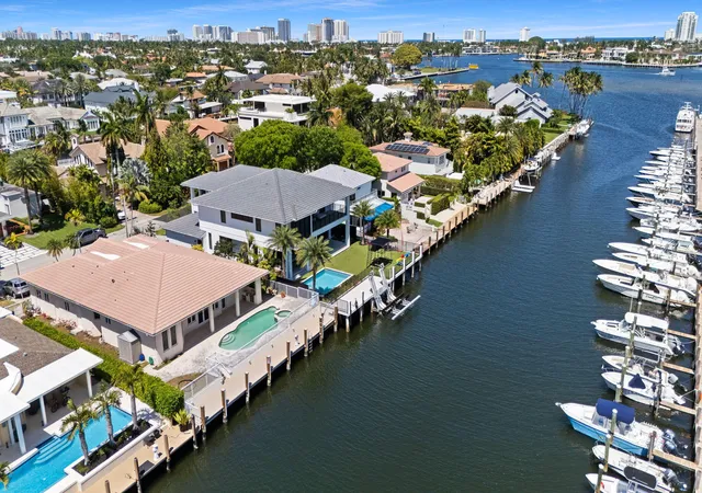 2nd image of 1630 Se 11th St, Fort Lauderdale, FL 33316 | MLS# B26022097