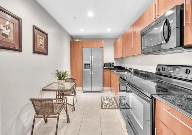 4th image of 3000 S Ocean Dr #714, Hollywood, FL 33019 | MLS# B26022134