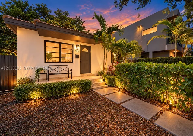 Photo 3 of Single family home for sale at 3033 Hibiscus Street, Miami, FL 33133 | MLS# A12010152 | Listing updated on 2026-10-06