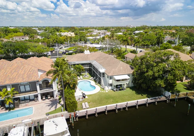 Homes for sale in Fort Lauderdale, FL | 1308 Bayview Dr #1c, Fort Lauderdale, FL 33304 | MLS# B26022236