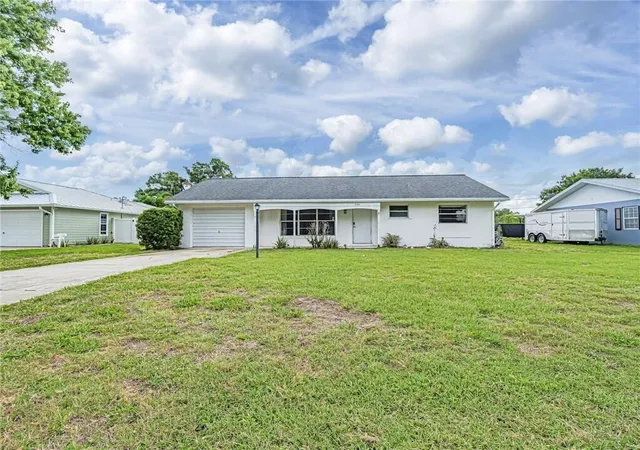 Homes for sale in Vero Beach, FL | 136 16th Ave, Vero Beach, FL 32962 | MLS# B26022248