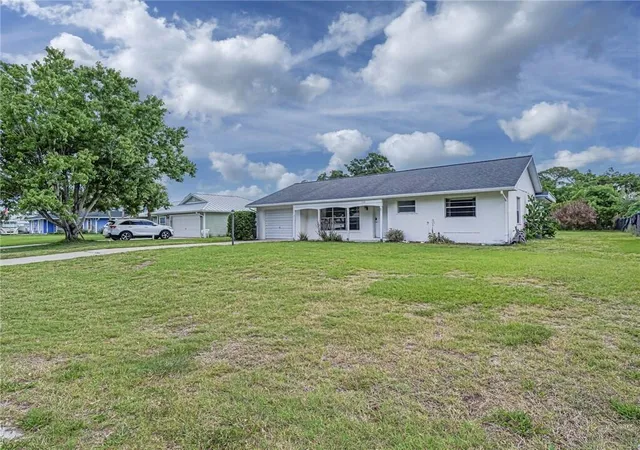 Homes for sale in Vero Beach, FL | 136 16th Ave, Vero Beach, FL 32962 | MLS# B26022248