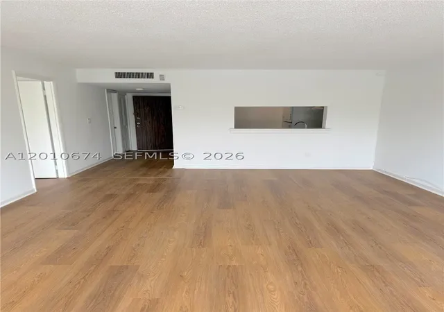 4th image of 482 Nw 165Th St Rd #A-307, Miami, FL 33169 | MLS# A12010674
