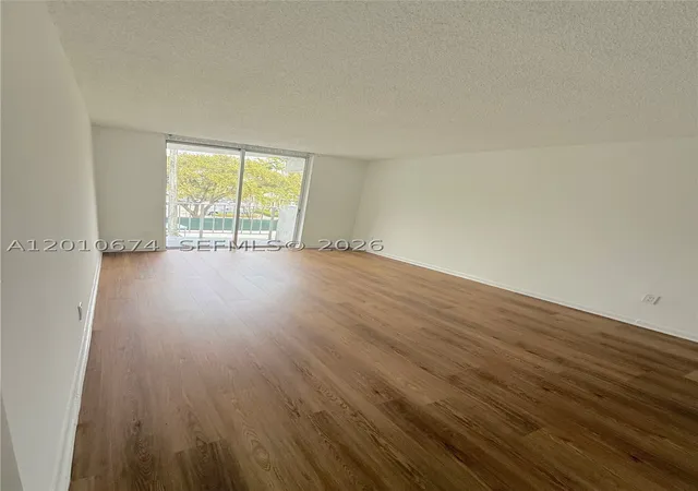5th image of 482 Nw 165Th St Rd #A-307, Miami, FL 33169 | MLS# A12010674