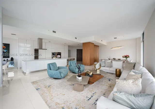 Photo 2 of Condo for sale at 88 Sw 7Th St #PH4301, Miami, FL 33130 | MLS# A12010816 | Listing updated on 2026-06-06