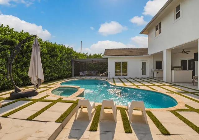 2nd image of 1044 Nw 6th Dr, Boca Raton, FL 33486 | MLS# B26022445
