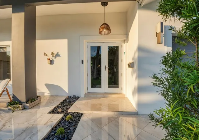 5th image of 1044 Nw 6Th Dr, Boca Raton, FL 33486 | MLS# B26022445