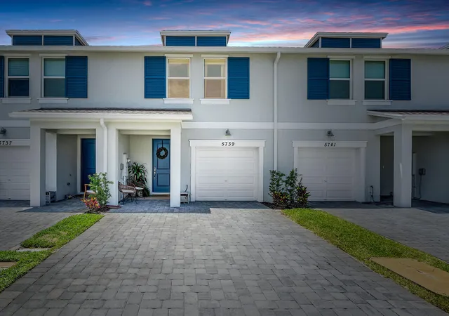 1st image of 5739 Se Edgewater Cir, Stuart, FL 34997 | MLS# B26022496