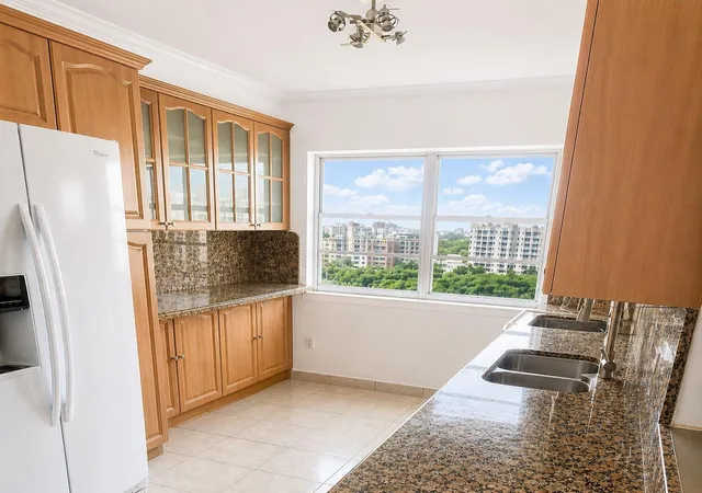 3rd image of 2801 Ne 183Rd St #Unit 1502w, Aventura, FL 33160 | MLS# B26022547