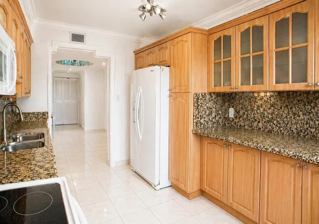 4th image of 2801 Ne 183Rd St #Unit 1502w, Aventura, FL 33160 | MLS# B26022547