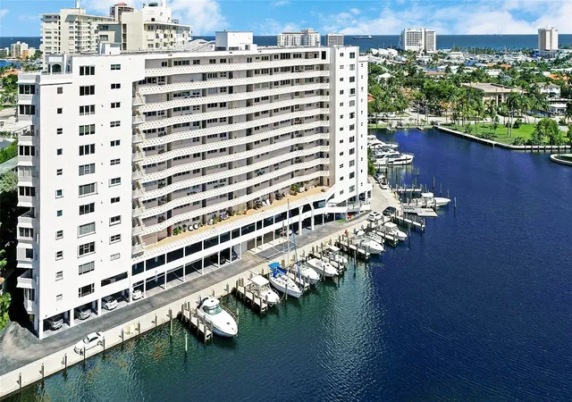 1st image of 333 Sunset Dr, North Lauderdale, FL 33301