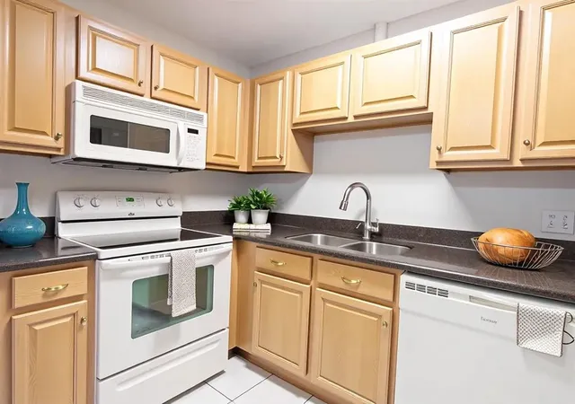 1st image of 3256 Nw 104th Ave #115c, Coral Springs, FL 33065 | MLS# B26022640
