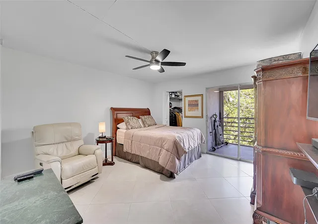 4th image of 2804 Victoria Wy, Coconut Creek, FL 33066