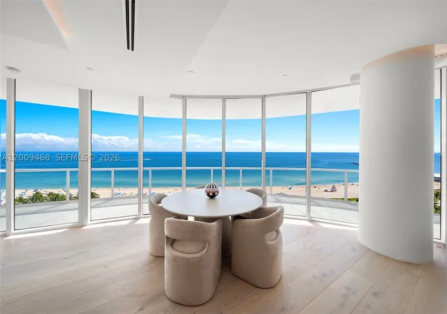 Listing Photo 3 - Condo for sale in building located at 100 S Pointe Dr, Miami, FL 33139 - Unit #1206
