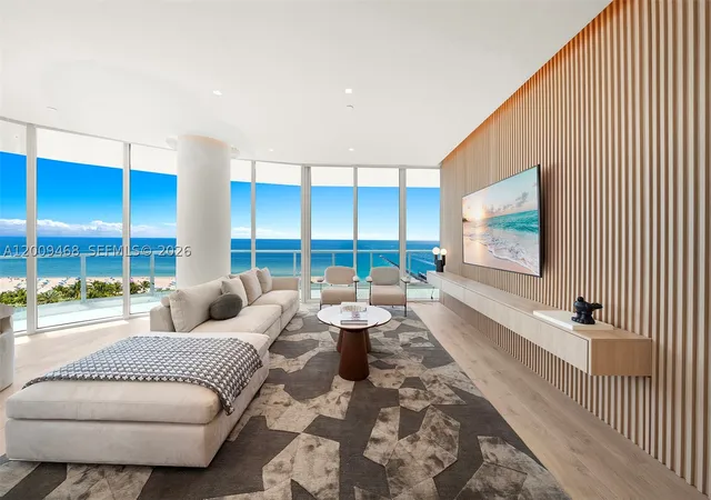 Listing Photo 5 - Condo for sale in building located at 100 S Pointe Dr, Miami, FL 33139 - Unit #1206
